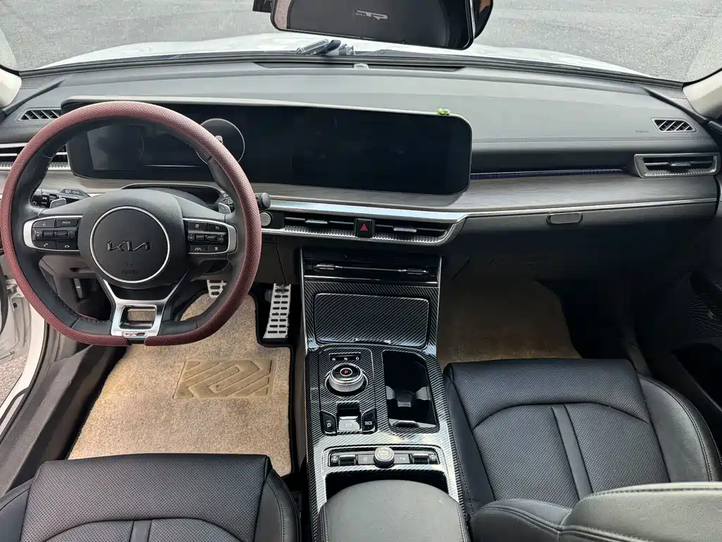 Kia K5 — миниатюра 11
