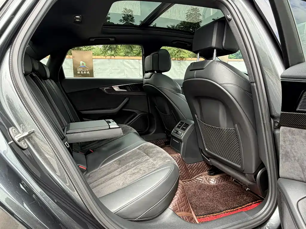 Audi A4L — миниатюра 15