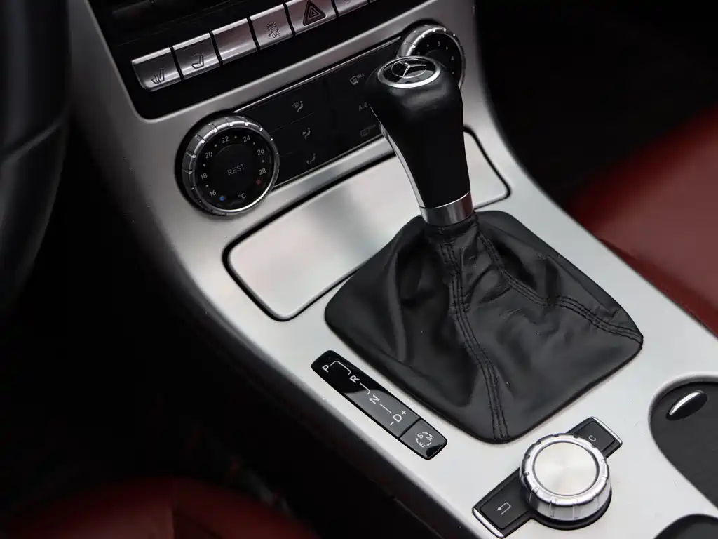 Mercedes-Benz SLK-Class — миниатюра 13