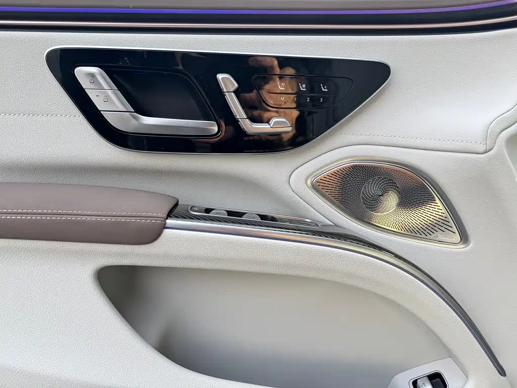 MERCEDES-BENZ EQS AMG