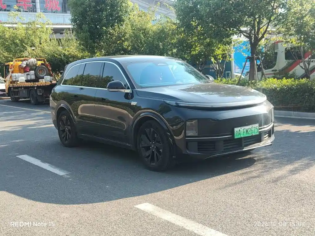 Li Auto Li L8 — миниатюра 3