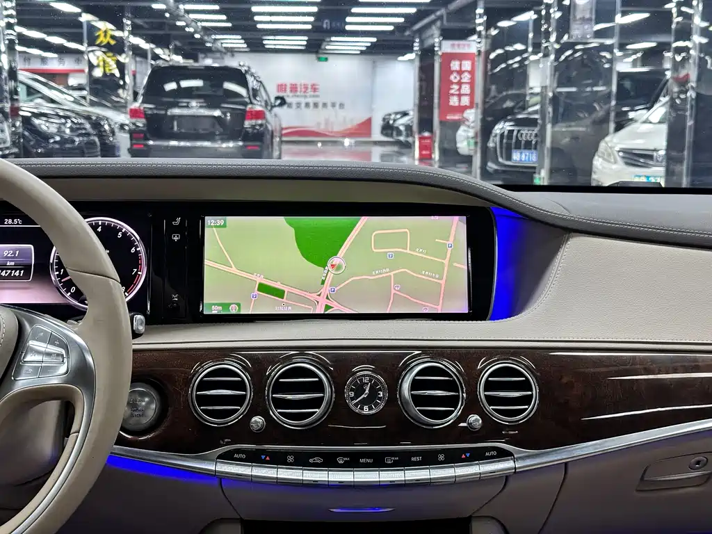 Mercedes-Benz S-Class — миниатюра 17