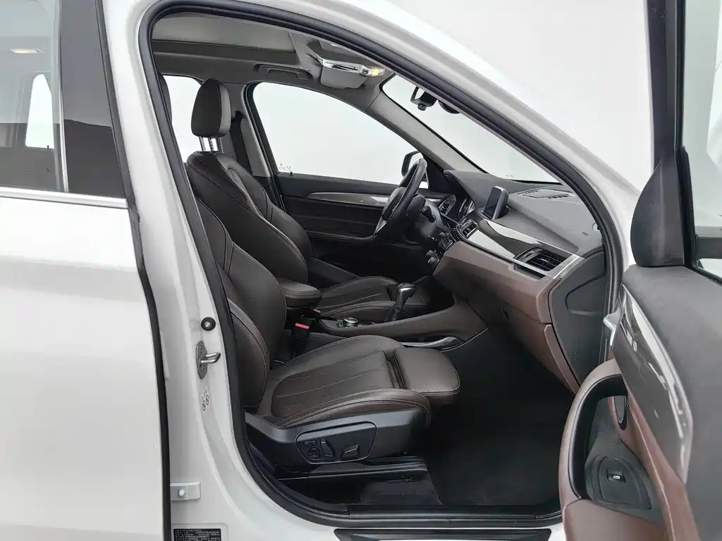 BMW X1 — миниатюра 23