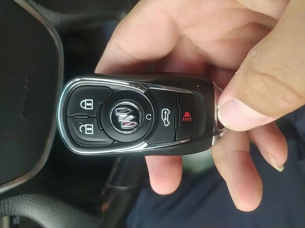 Buick GL8 — миниатюра 9