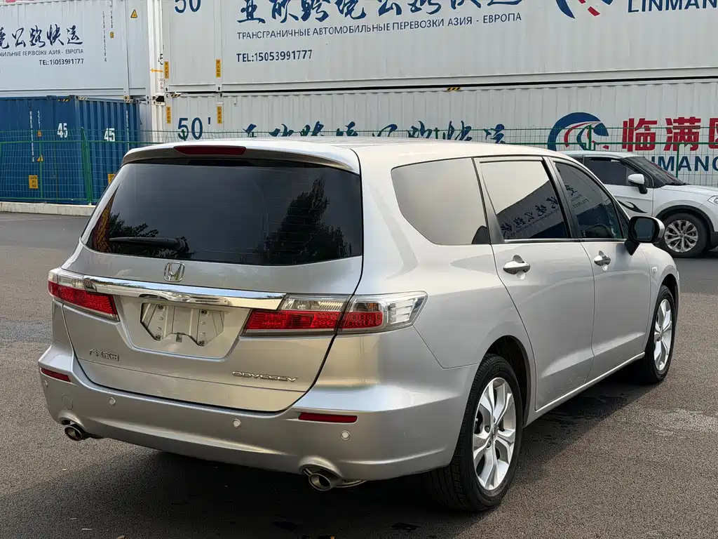 Honda Odyssey — миниатюра 13