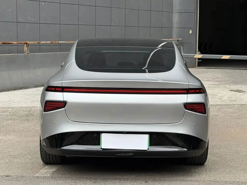 XPeng P7 — миниатюра 7