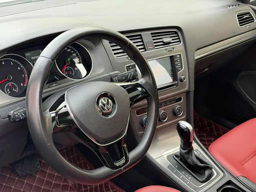 Volkswagen Golf — миниатюра 7