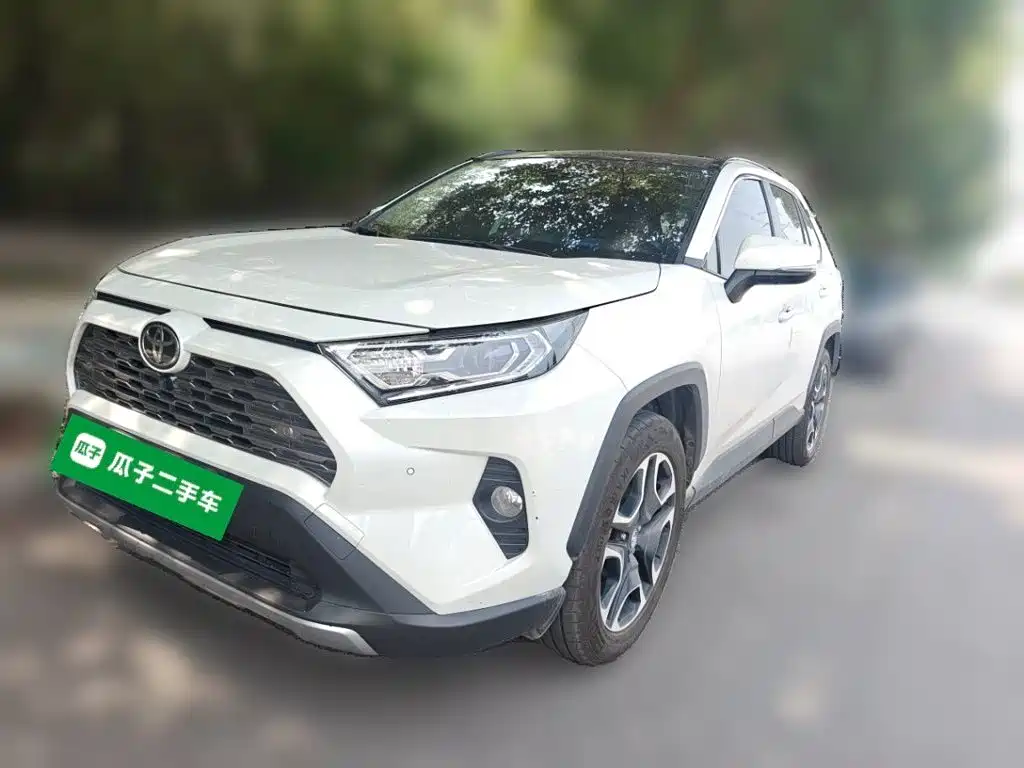 Toyota RAV4 2020 2.0L CVT Luxury