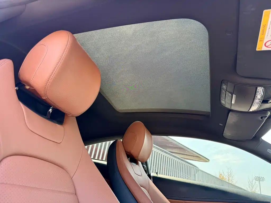 Mercedes-Benz C-Class (Import) — миниатюра 15