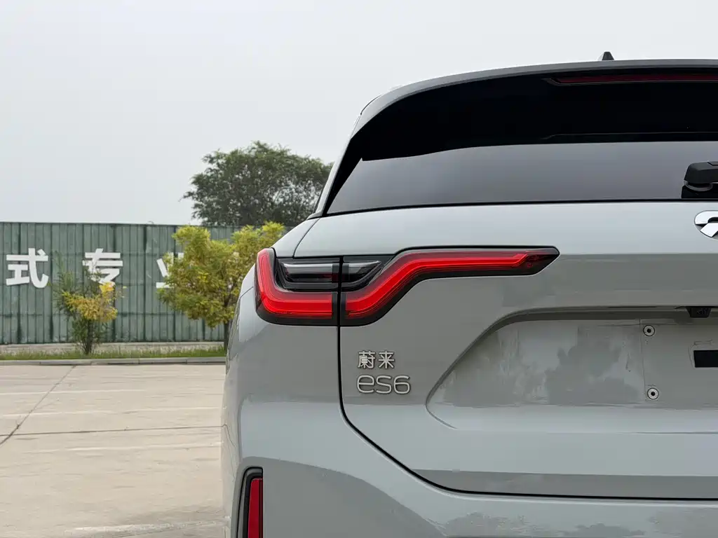 NIO ES6 — миниатюра 18