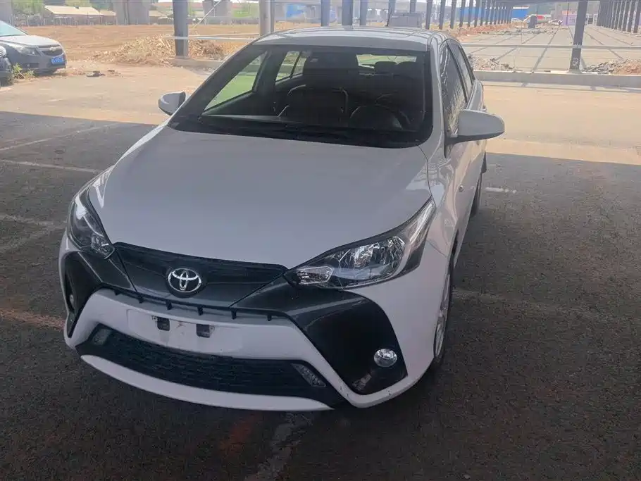 Toyota Yaris L 2017