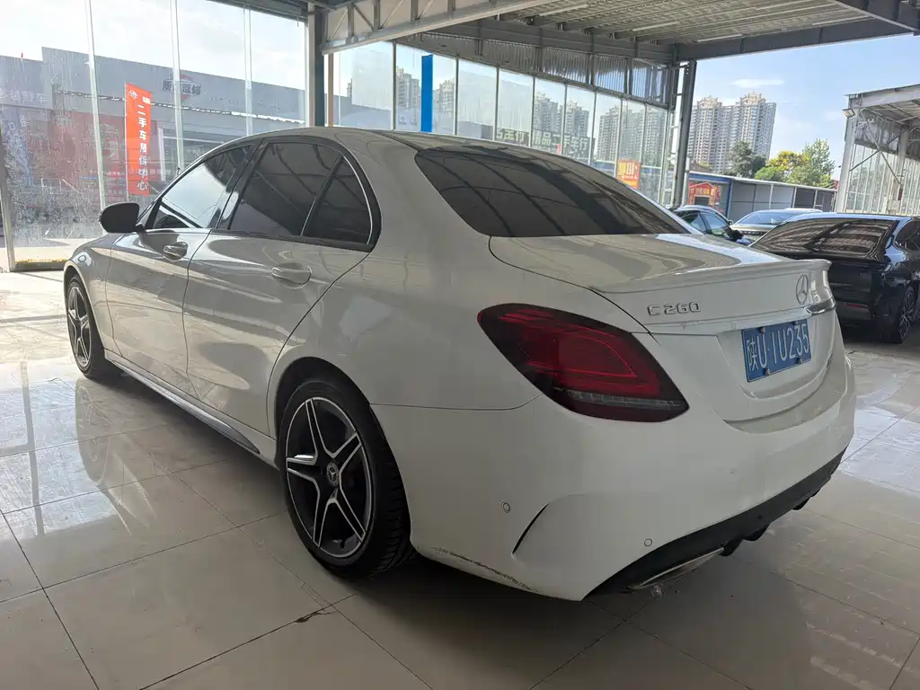 Mercedes-Benz C-Class — миниатюра 10