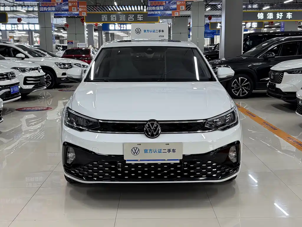 Volkswagen Lavida — миниатюра 2