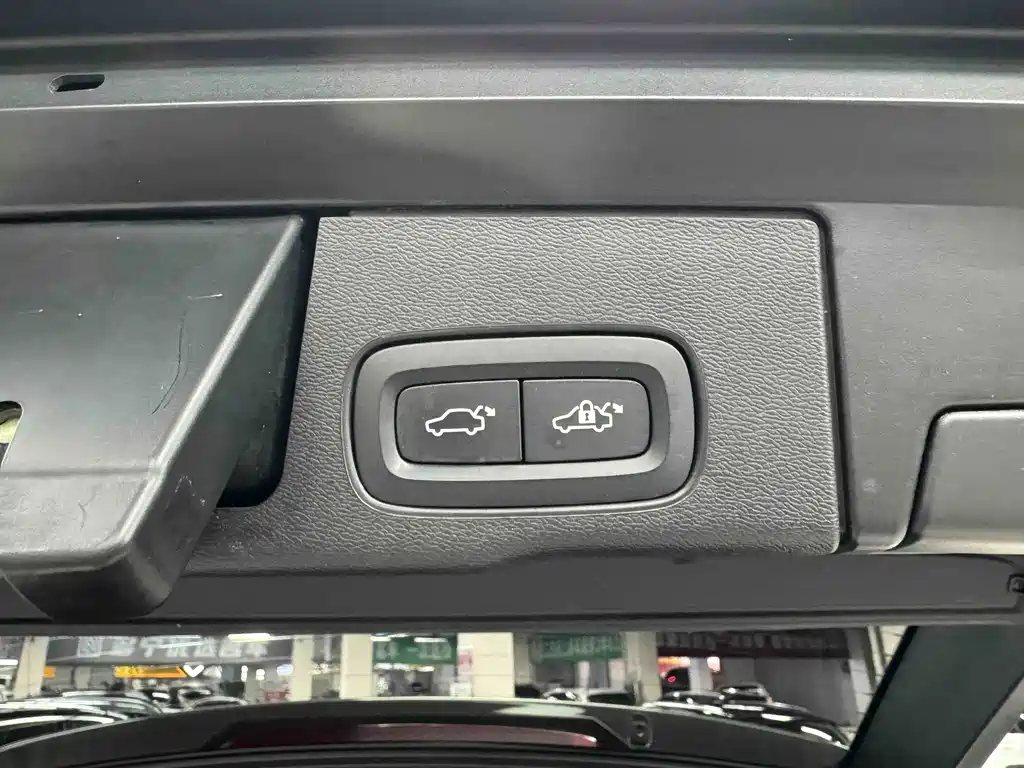 Volvo XC60 — миниатюра 19