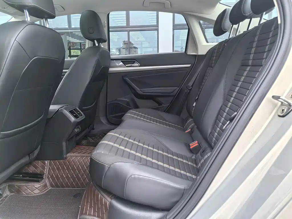 Volkswagen Lavida — миниатюра 12