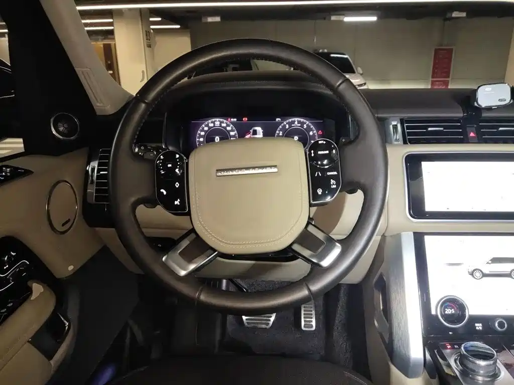 Land Rover Range Rover — миниатюра 3