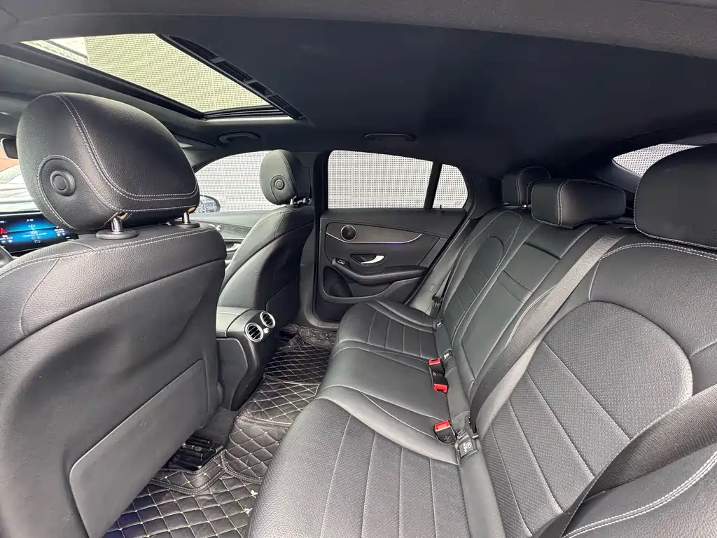 Mercedes-Benz GLC Coupe — миниатюра 11