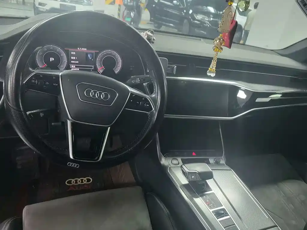 Audi A6L 2019 40 TFSI Luxury