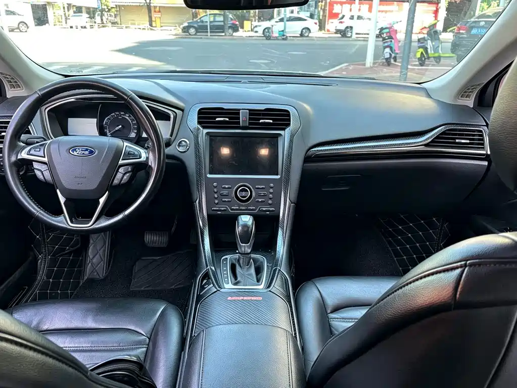 Ford Mondeo — миниатюра 4