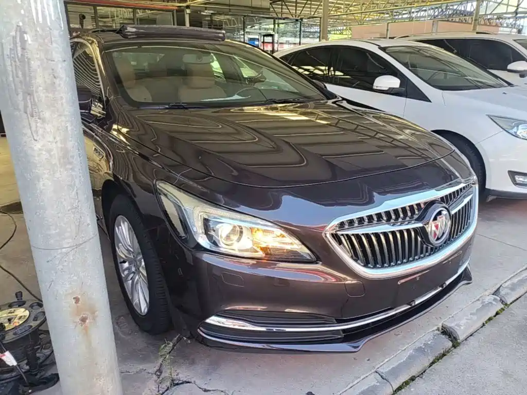 Buick LaCrosse — миниатюра 4