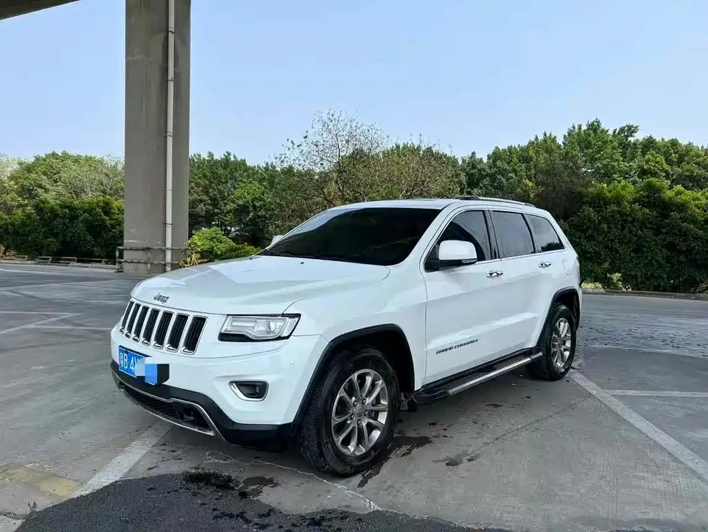 Купить Jeep Grand Cherokee (Import)