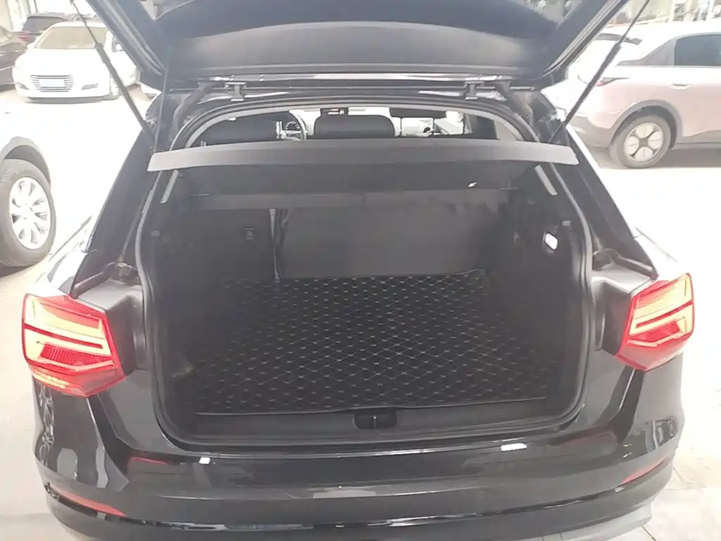 Audi Q2L — миниатюра 19