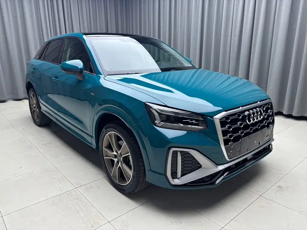Audi Q2L — миниатюра 4