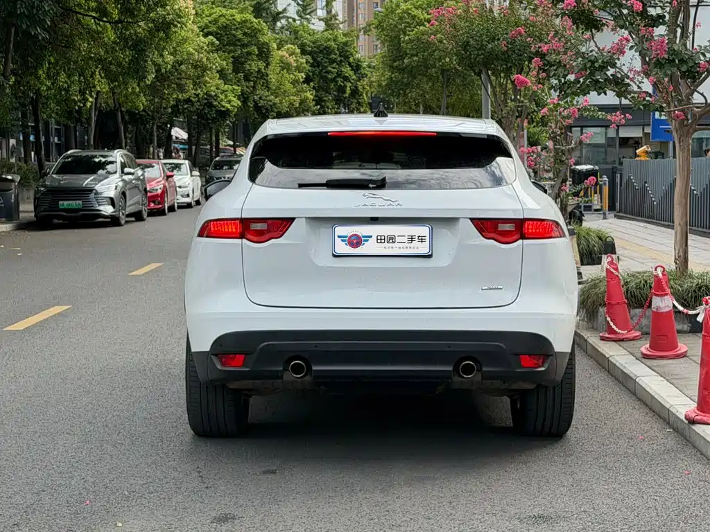 Jaguar F-PACE — миниатюра 5