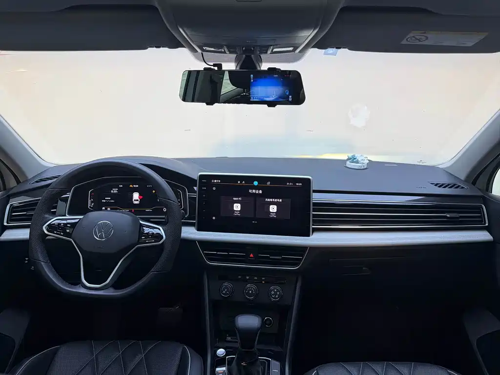 Volkswagen Tiguan L — миниатюра 11