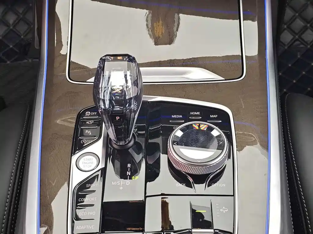 BMW X7 — миниатюра 13