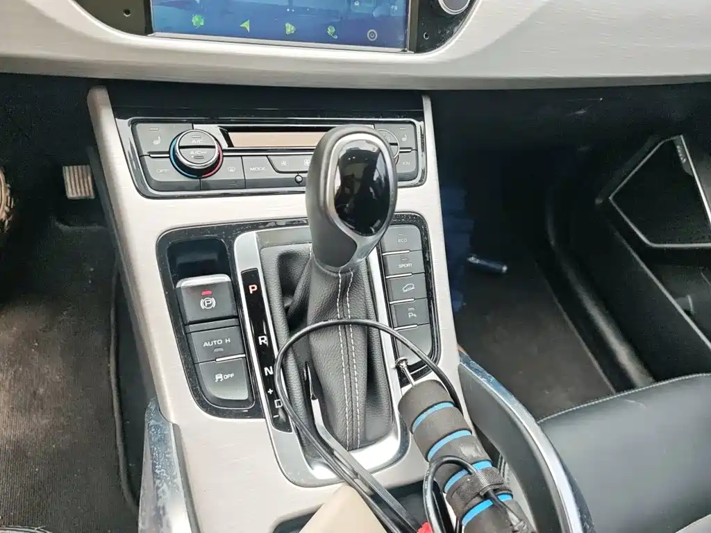 Geely Boyue — миниатюра 7