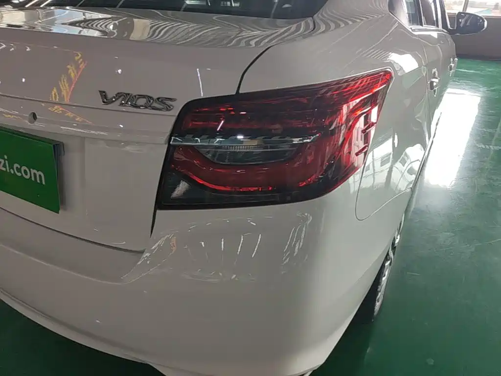 Toyota Vios — миниатюра 8