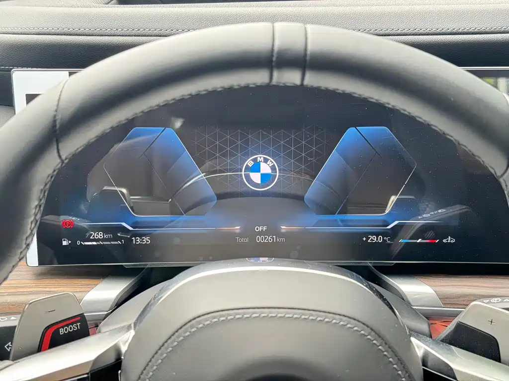 BMW 7 Series — миниатюра 18