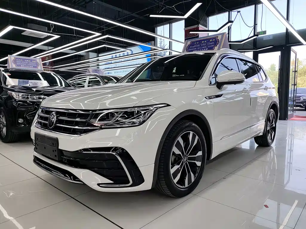 Volkswagen Tiguan L 2022