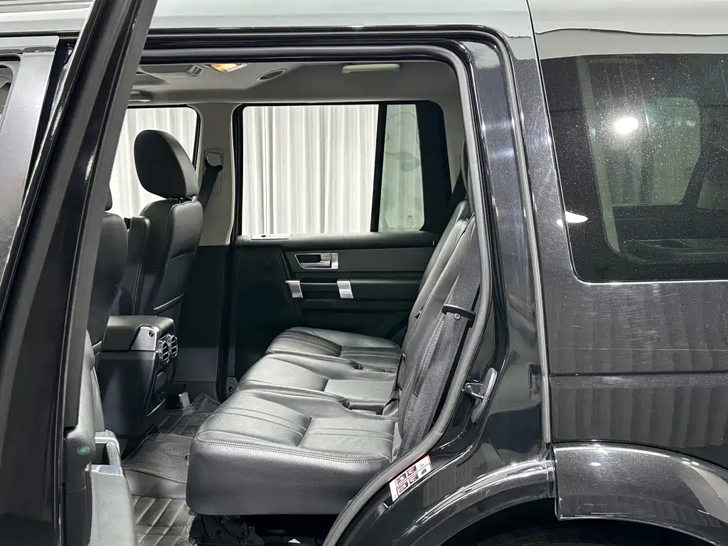 Land Rover Discovery — миниатюра 16