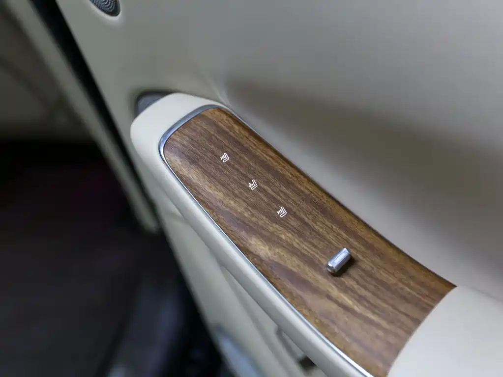 AITO ASK THE WORLD M7