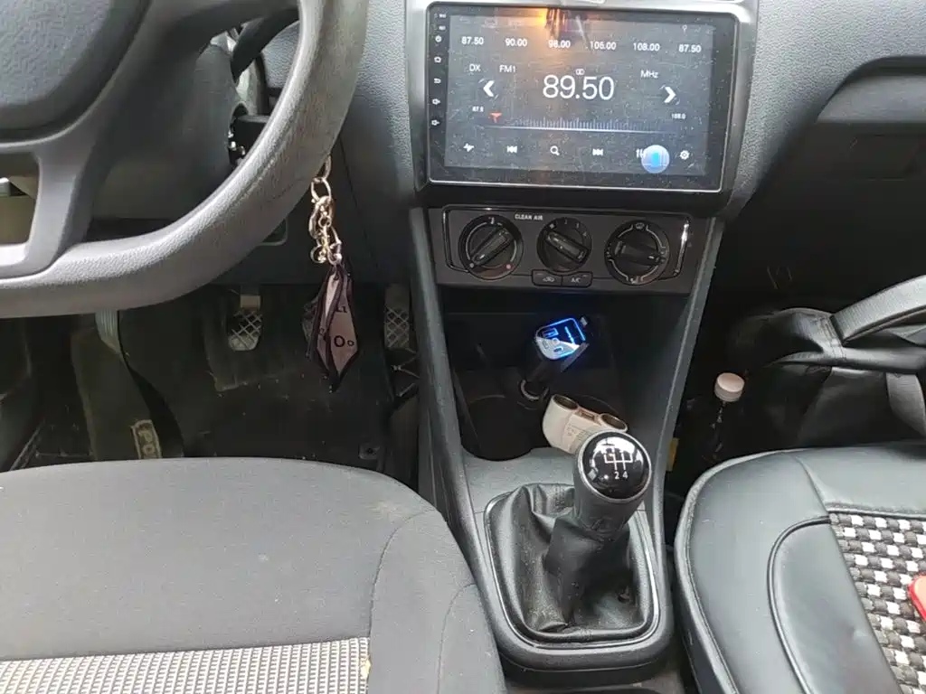 Volkswagen Polo — миниатюра 14