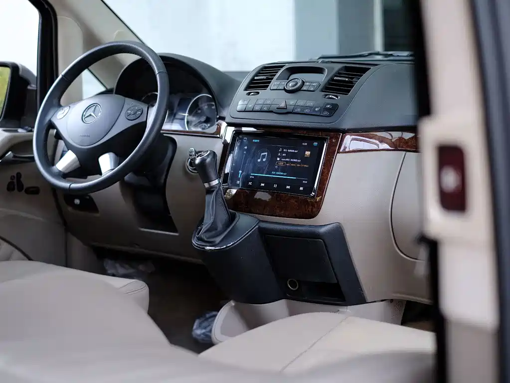 Mercedes-Benz Viano — миниатюра 41