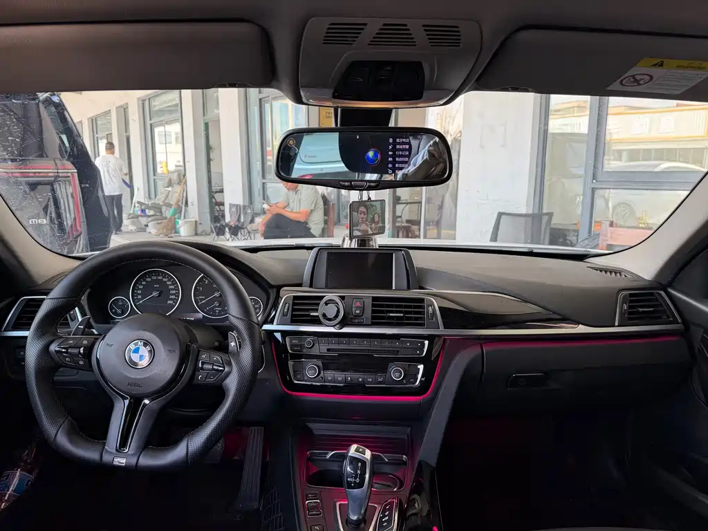 BMW 3 Series — миниатюра 3