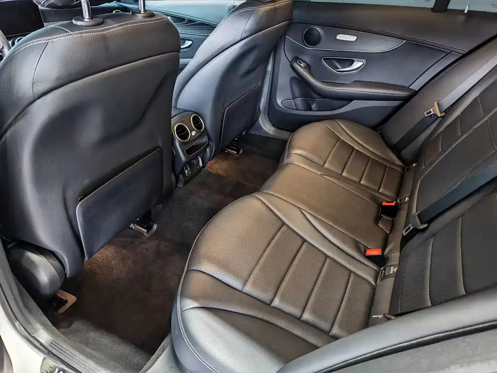 Mercedes-Benz C-Class — миниатюра 14