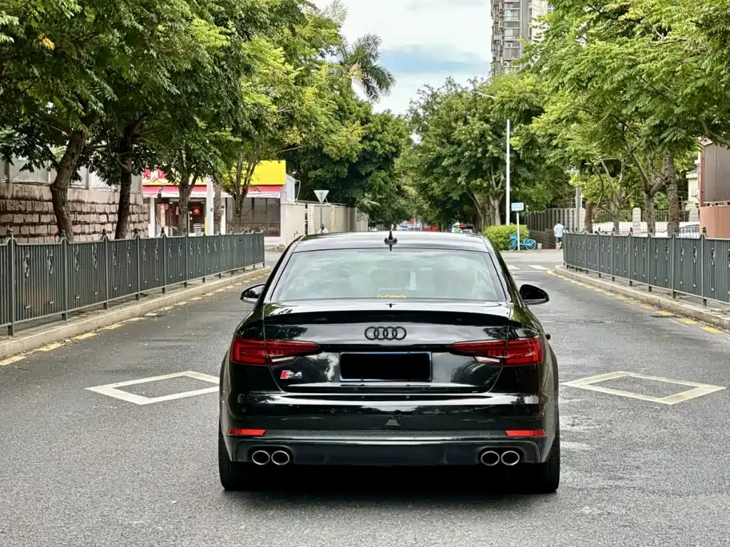 Audi S4 — миниатюра 8