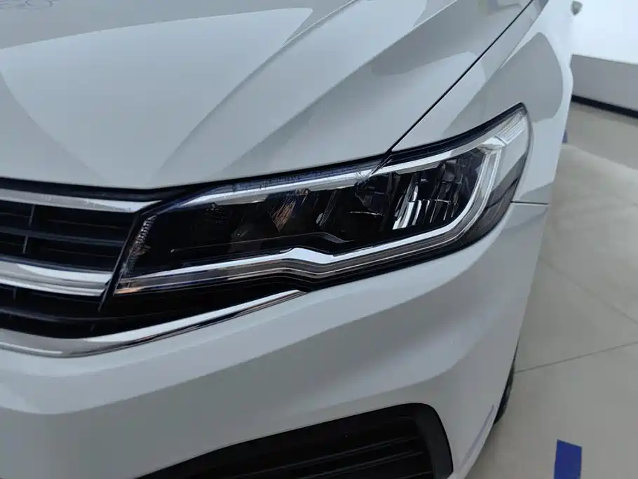 Volkswagen Bora — миниатюра 5