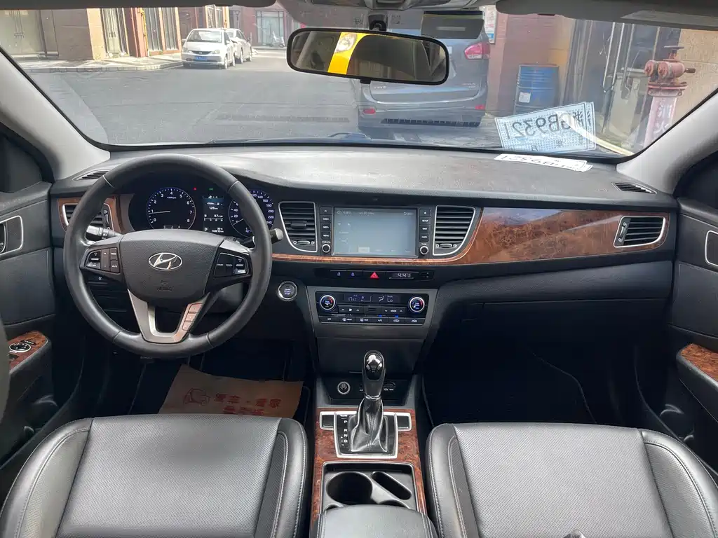 Hyundai Mistra — миниатюра 8
