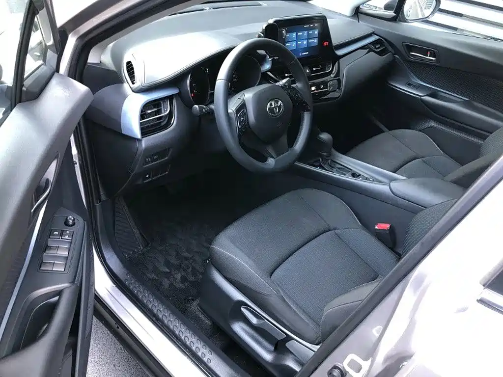 Toyota IZOA — миниатюра 7