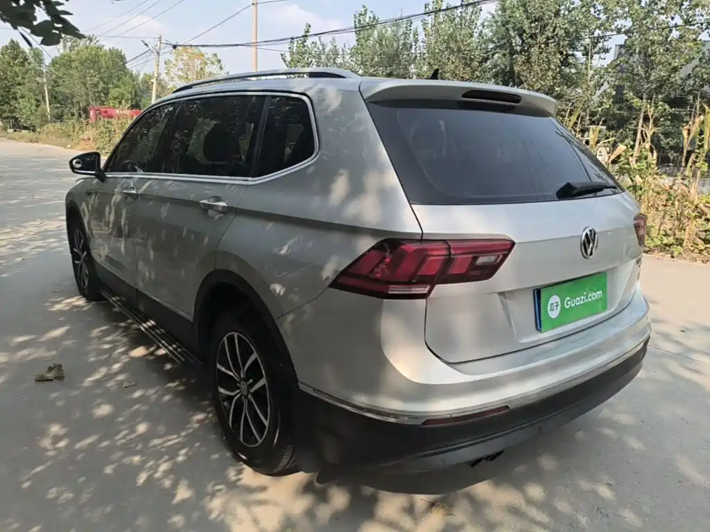 Volkswagen Tiguan L — миниатюра 5