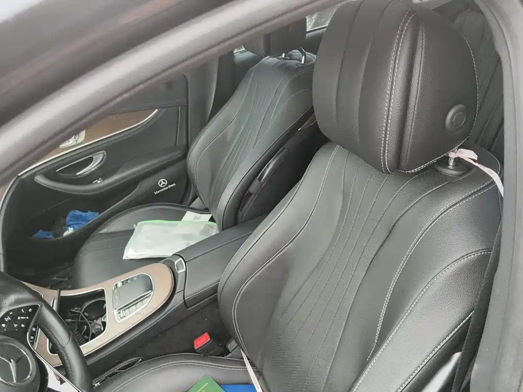 Mercedes-Benz E-Class — миниатюра 12