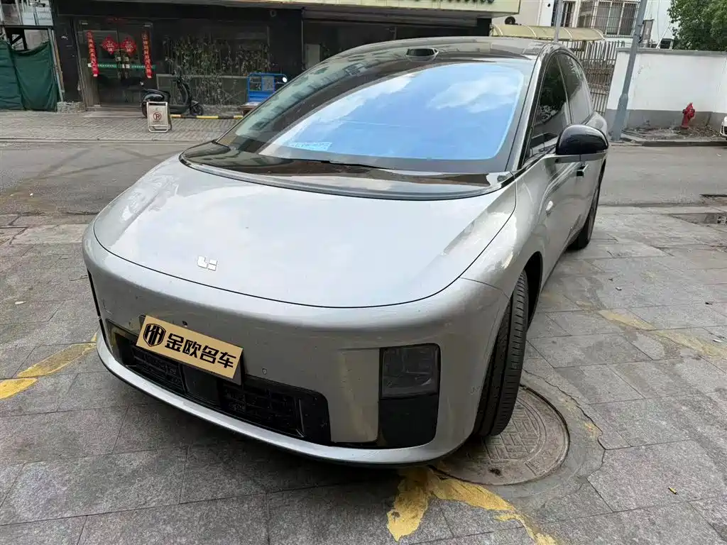 Li Auto 理想i8 2026