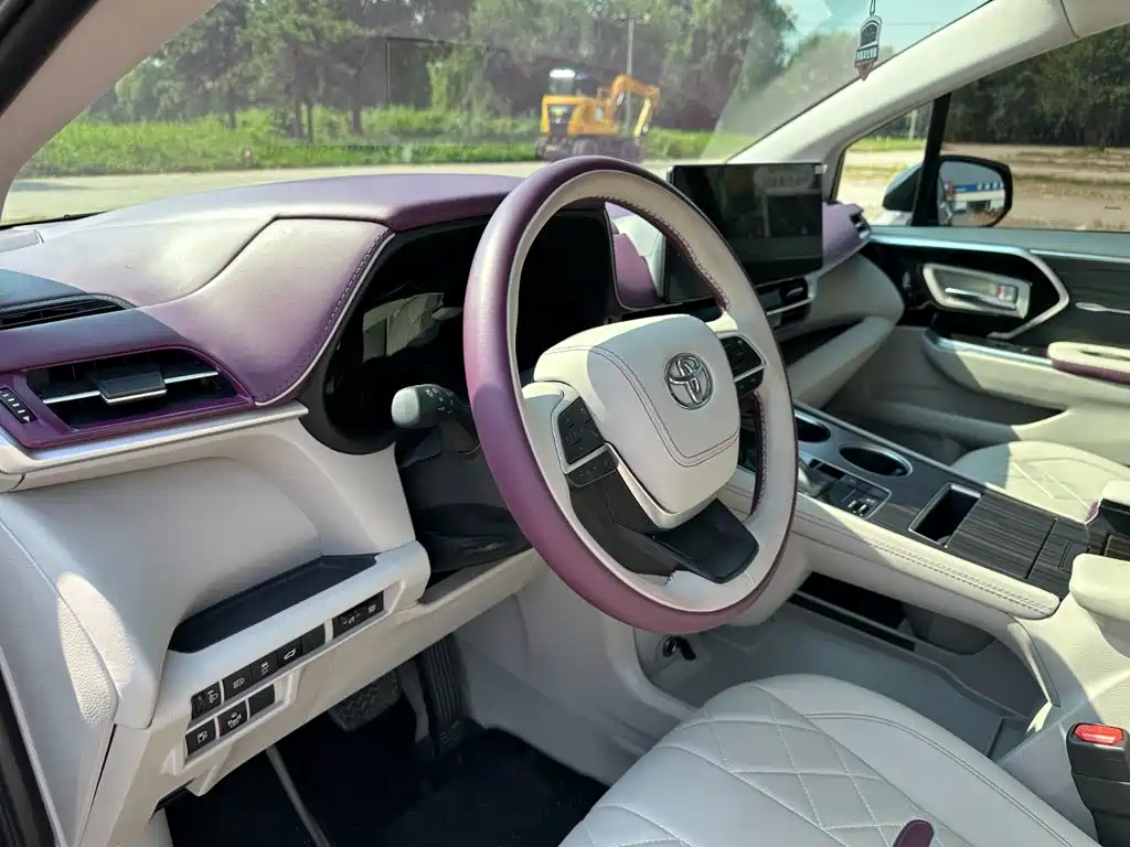 Huadong 华东牌商务车 — миниатюра 14