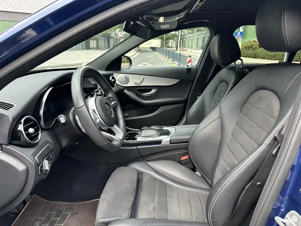 Mercedes-Benz C-Class — миниатюра 5