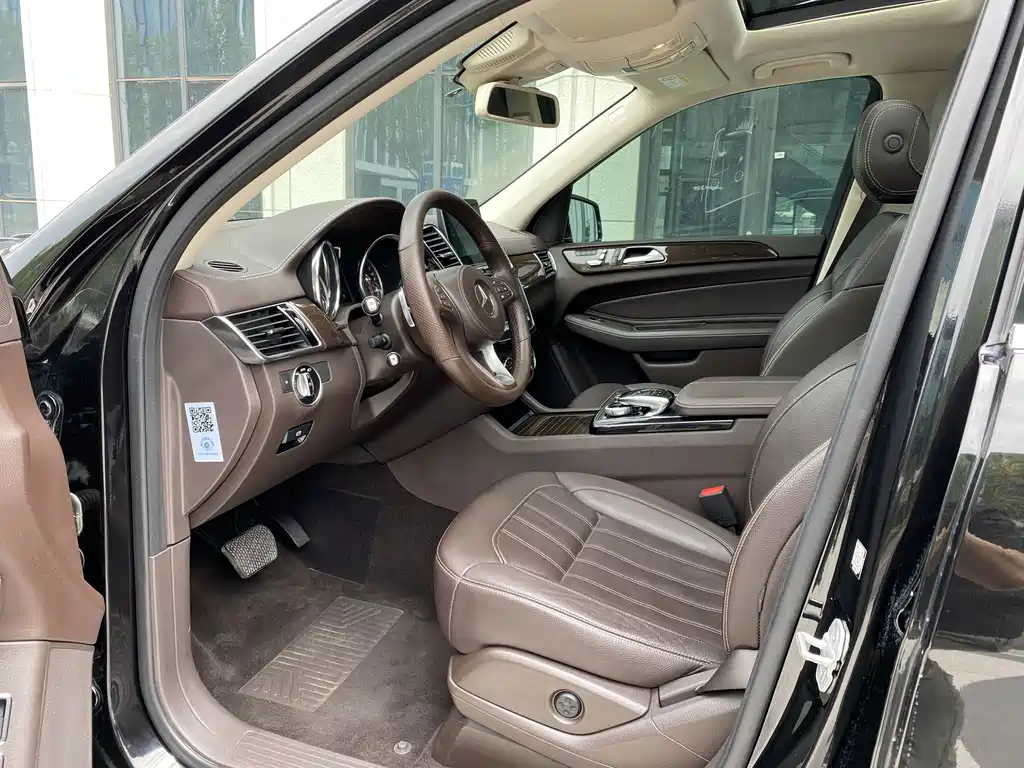 Mercedes-Benz GLS — миниатюра 4